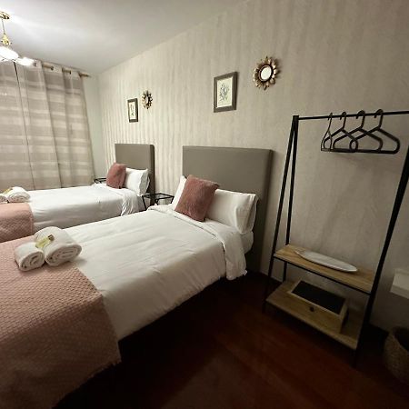 Oktheway Rua Nova 3D Apartment Sarria Exterior photo